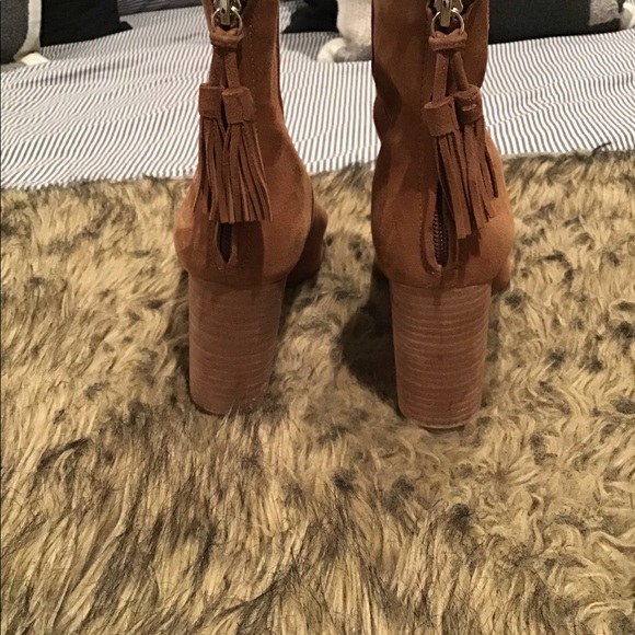 Banana Republic Booties - Picture 4 of 4